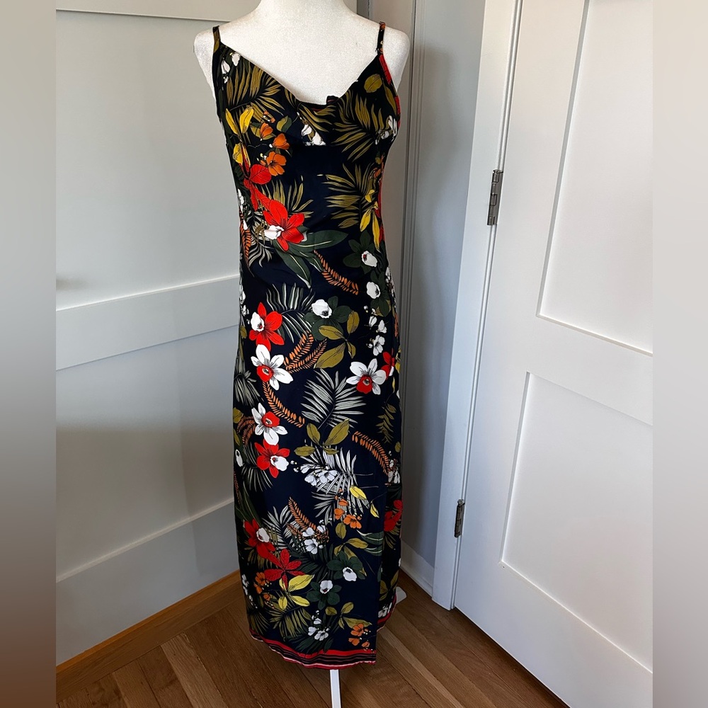Ontwelfth brand S tropical floral print on navy slip dress w/matching poncho